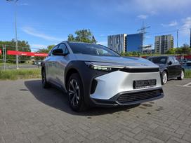 Toyota bZ4X, off-road / crossover