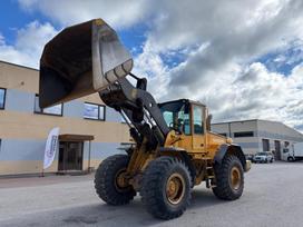 Volvo L110E, фронтальные погрузчики