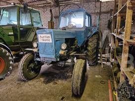 -Kita- MTZ 80, tractors