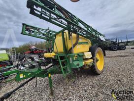 John Deere 740, разбрызгиватели