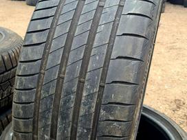 Bridgestone Potenza S005, летние 235/35 R19