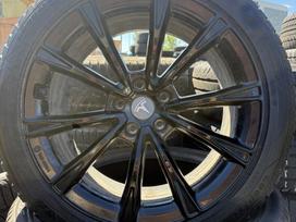 TESLA Model Y, light alloy, R19