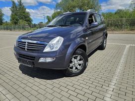 SsangYong Rexton, 2.7 l., off-road / crossover