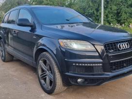 Audi Q7, 3.0 l., off-road / crossover