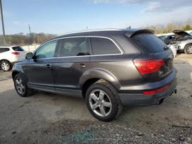 Audi Q7, 3.0 l., off-road / crossover
