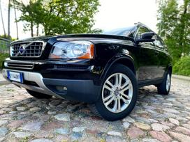 Volvo XC90, 2.4 l., off-road / crossover