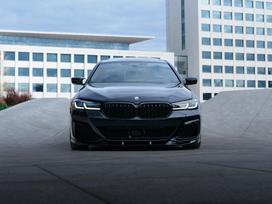 BMW M550, 4.4 l., sedanas