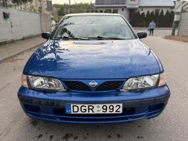 Nissan Almera, 1.6 l., hečbekas