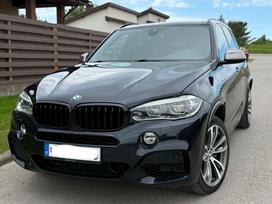 BMW X5, 3.0 l., off-road / crossover