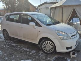 Toyota Corolla Verso, 2.2 l., mpv / minivan