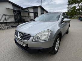 Nissan Qashqai, 2.0 l., off-road / crossover