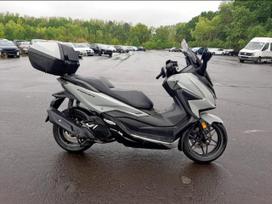 Honda Forza, scooters / mopeds