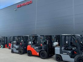 -kita- KRAUTUVŲ NUOMA!, storage and loading equipment rental