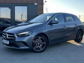 Mercedes-Benz B250, 1.3 l., Хэтчбек