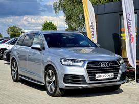 Audi Q7, 3.0 l., off-road / crossover