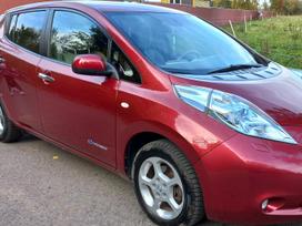 Nissan Leaf, hečbekas