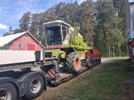 Claas Dominator 68, combine harvesters