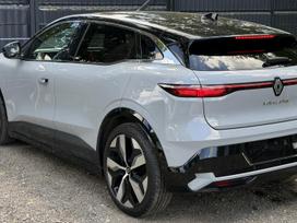 Renault Megane E-Tech, 60 кВт·ч, Внедорожник / Кроссовер