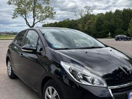 Peugeot 208, 1.6 l., Хэтчбек