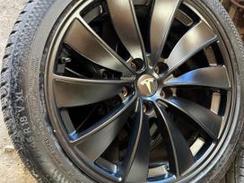 TESLA, lengvojo lydinio, R18