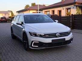 Volkswagen Passat, 1.4 l., universalas