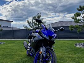 Yamaha YZF 125cc, superbikes