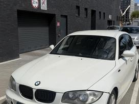 BMW 118, 2.0 l., hatchback