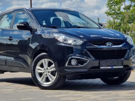 Hyundai ix35, 2.0 l., Внедорожник / Кроссовер