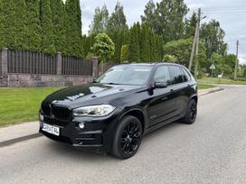 BMW X5, 3.0 l., off-road / crossover