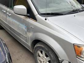 Chrysler Town & Country, 2012 m., Chrysler