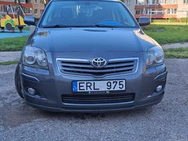 Toyota Avensis, 2.0 l., sedanas