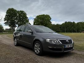 Volkswagen Passat, 1.8 l., universalas