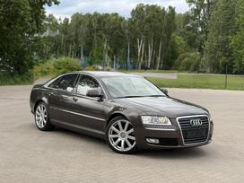 Audi A8, 4.2 l., Седан
