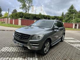 Mercedes-Benz ML250, 2.2 l., off-road / crossover