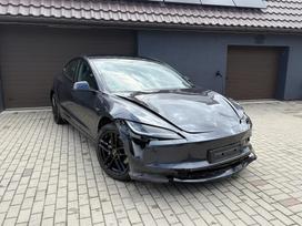 Tesla Model 3, 82 kWh, saloon / sedan