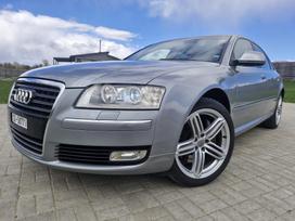 Audi A8, 4.2 l., sedanas