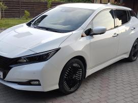 Nissan Leaf, 62 kWh, hečbekas