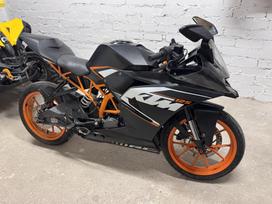 Yamaha YZF 125cc, superbikes