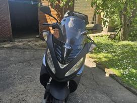 Malaguti Madison 125 125cc, scooters / mopeds