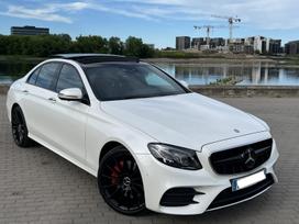 Mercedes-Benz E220, 2.0 l., saloon / sedan