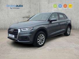 Audi Q5, 2.0 l., off-road / crossover