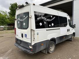 Iveco Daily, passenger vans