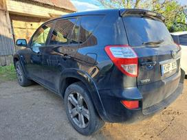 Toyota RAV4, 2.2 l., off-road / crossover