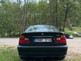BMW 318, 1.9 l., saloon / sedan