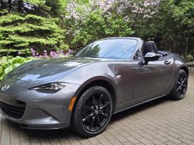Mazda MX-5, 2.0 l., convertible