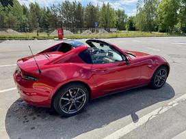 Mazda MX-5, 2.0 l., convertible