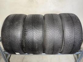 Pirelli 255/45+285/40///2024m, winter 255/45 R20
