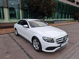 Mercedes-Benz E220, 2.0 l., Седан
