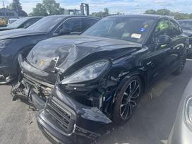 Porsche Cayenne Coupe, 3.0 l., off-road / crossover