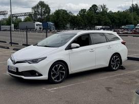 Toyota Auris, 1.2 l., universalas